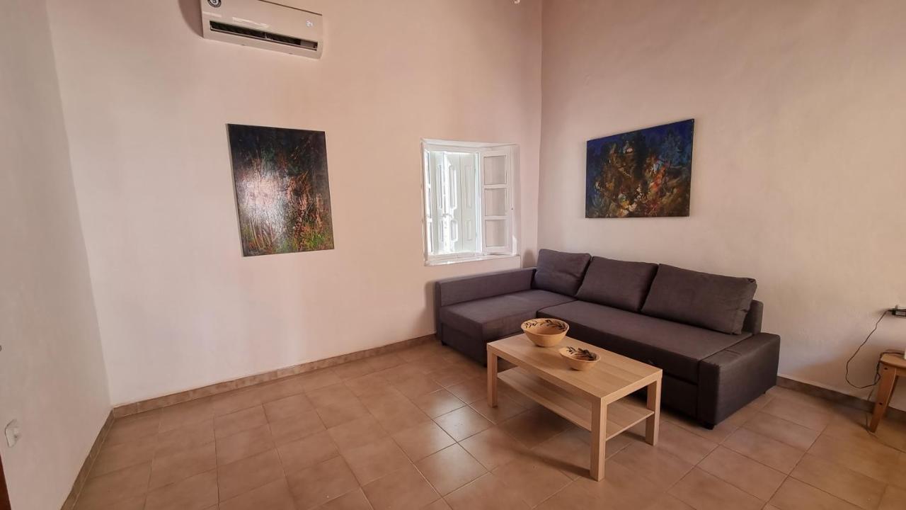 Apartament Kozas Art House, Simi Zewnętrze zdjęcie