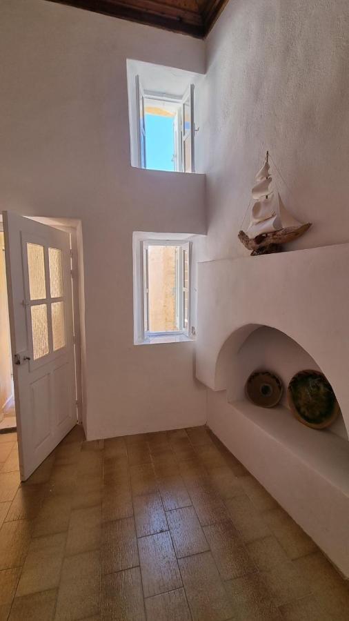 Apartament Kozas Art House, Simi Zewnętrze zdjęcie