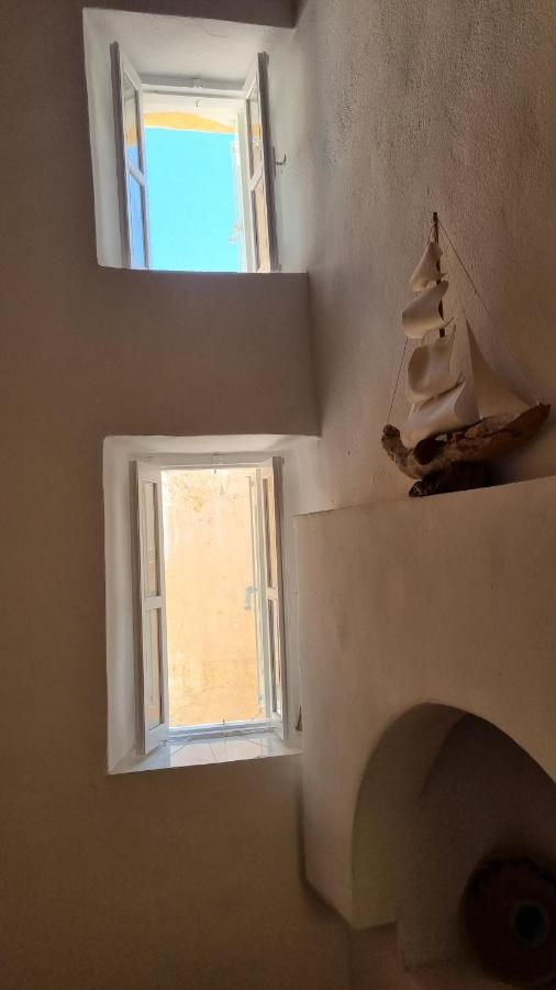 Apartament Kozas Art House, Simi Zewnętrze zdjęcie